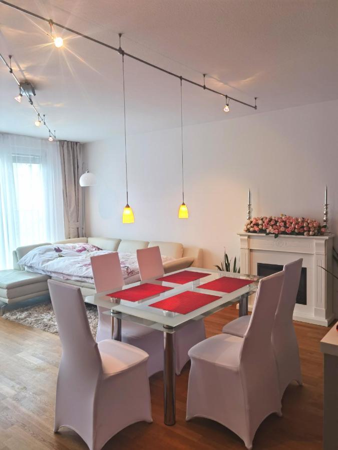 Modernes Studio-Apartment Nahe Zentrum Mit Garagenplatz Viena Exterior foto